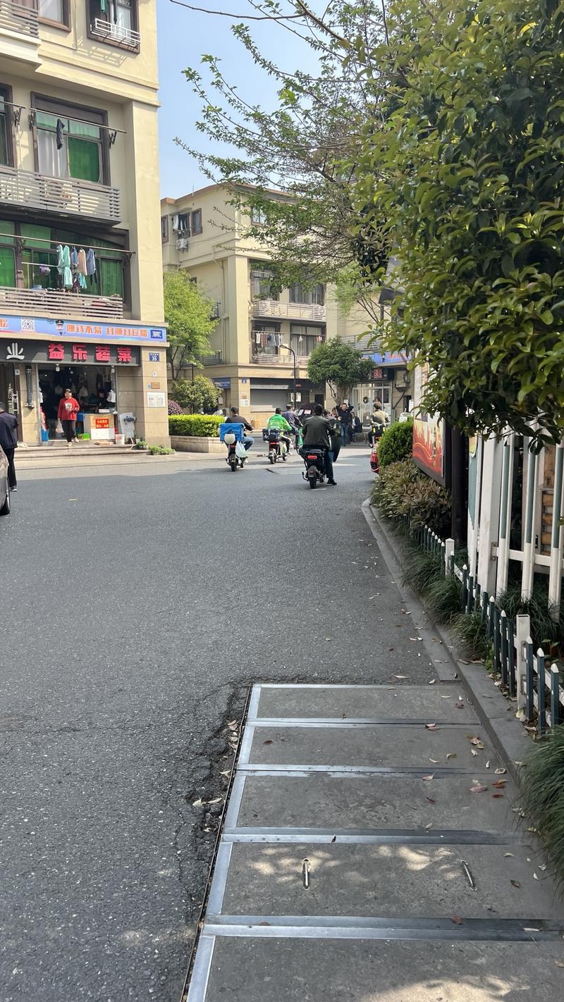 美团的小象超市又开始推广…#情报-航海圈