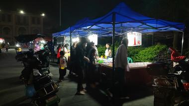 地毯卖发卡，一元一个，去pdd进货几….-航海圈