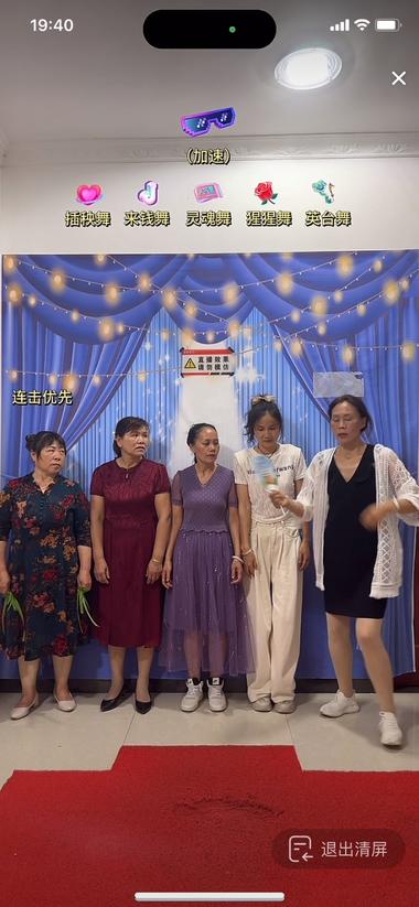 之前刷到的都是年轻漂亮的小姐姐，今天….-航海圈