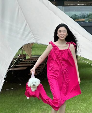 发现一款很有创意且实用的遛狗服….-航海圈